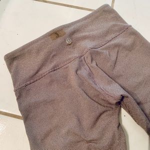 Striped lululemon Cropped Leggings